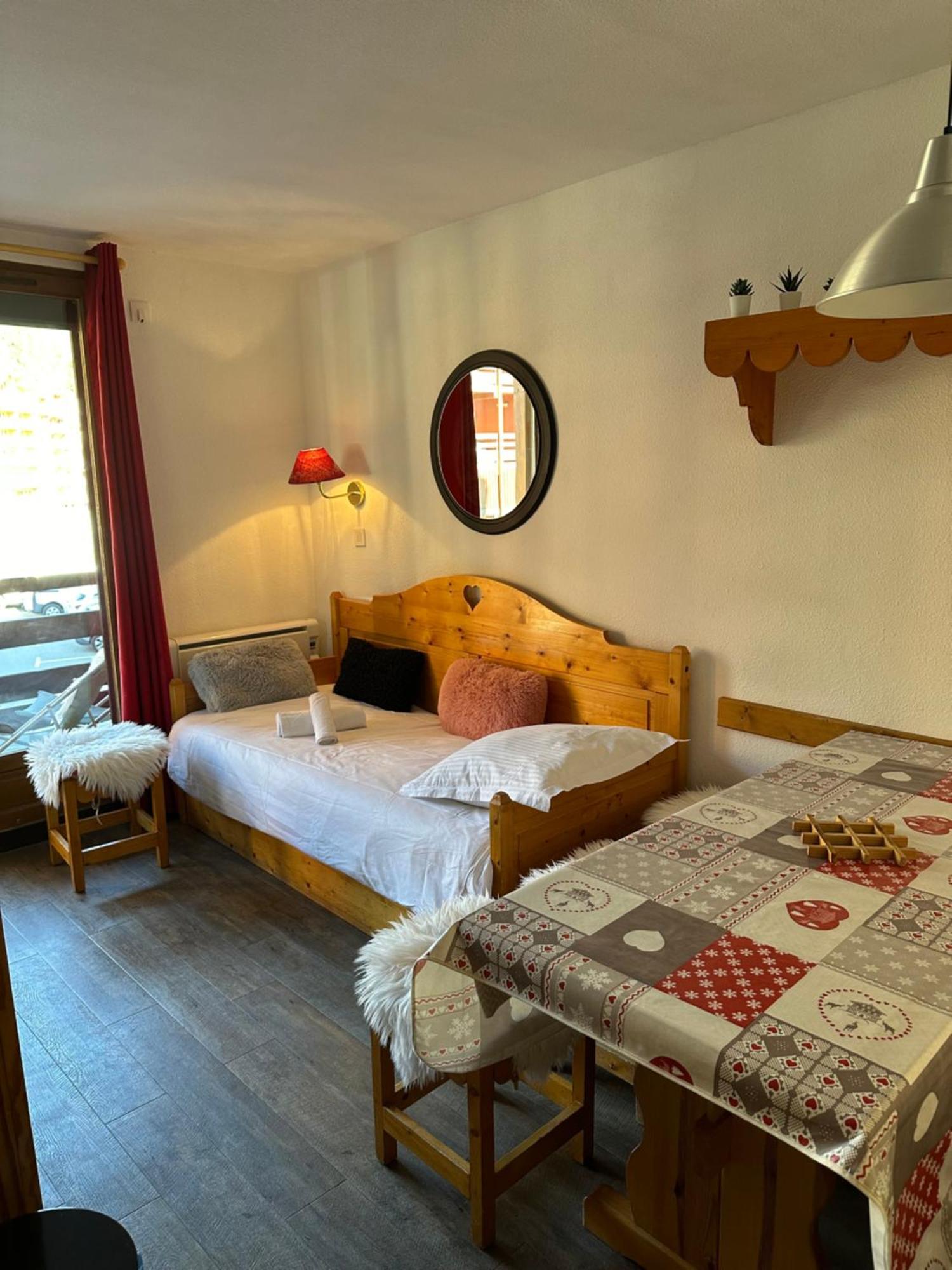 Chez Lougia